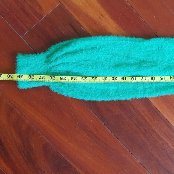 Halogen Womens Size XS Fuzzy V-Neck Pullover Sweater V-Neck Long Sleeve Green - Picture 9 of 9